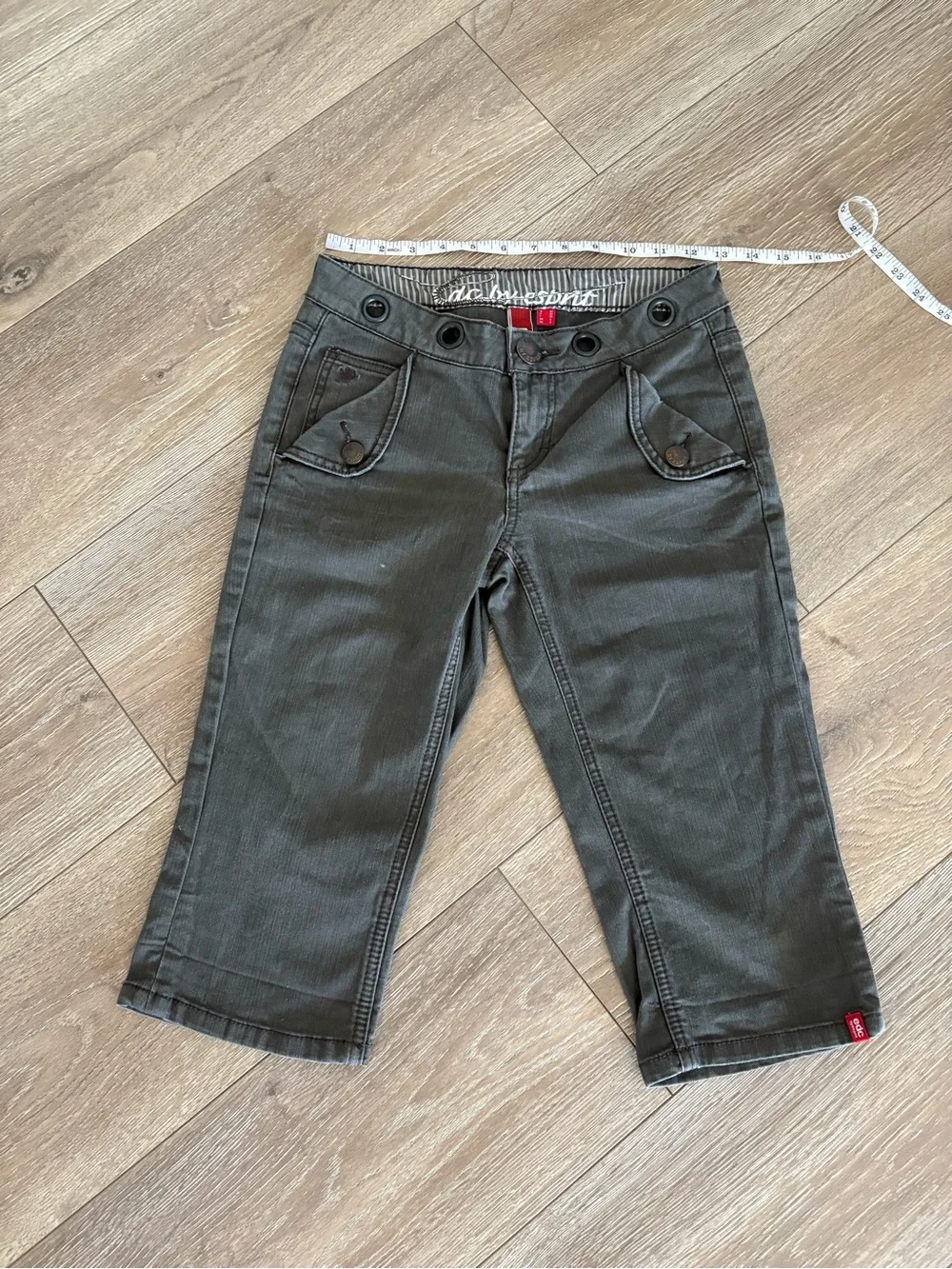 edc by Esprit Charcoal Cropped Cargo Capris - Picture 4 of 8